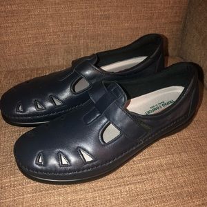 Comfy black SAS Mary Janes
